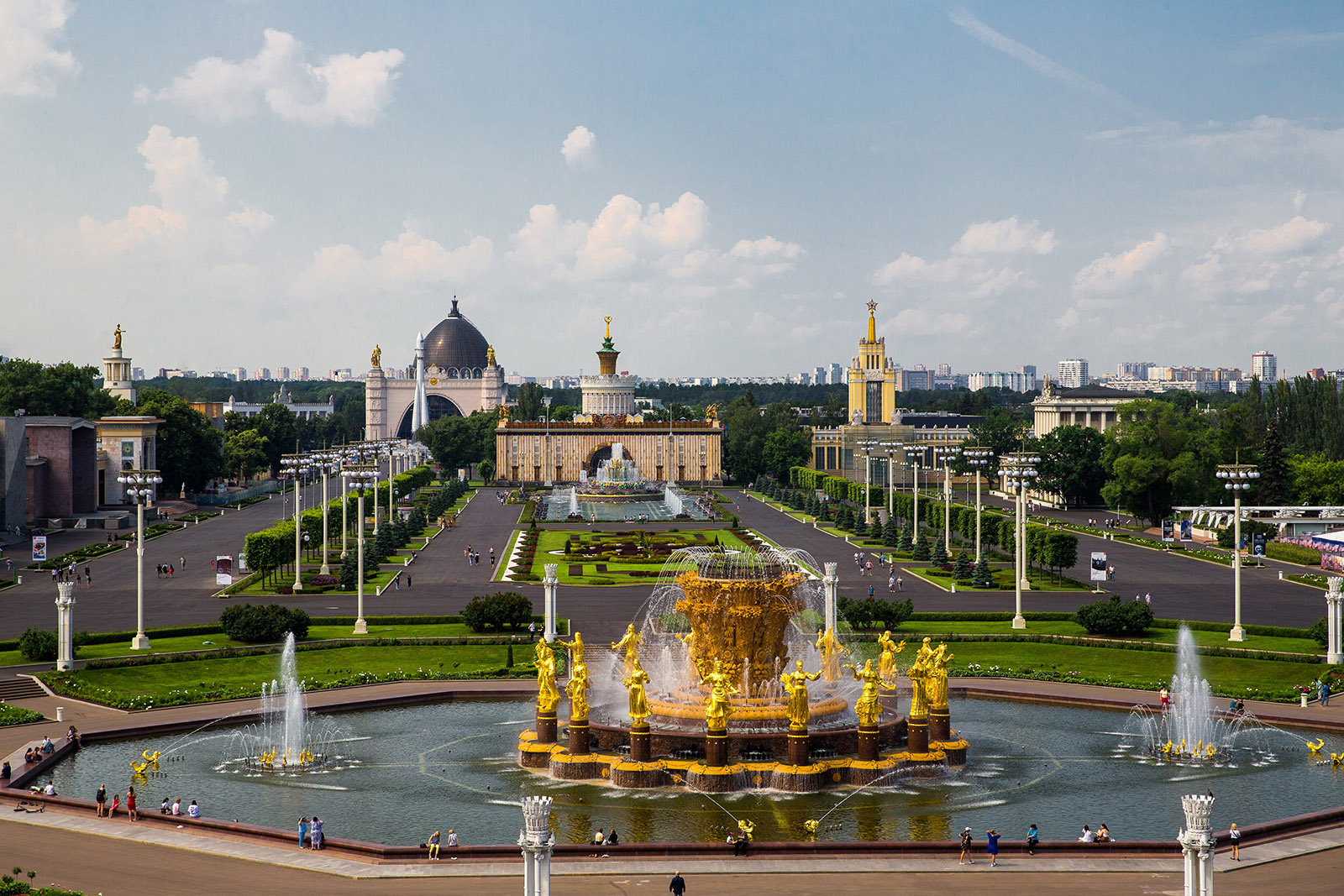 Площадь вднх москва