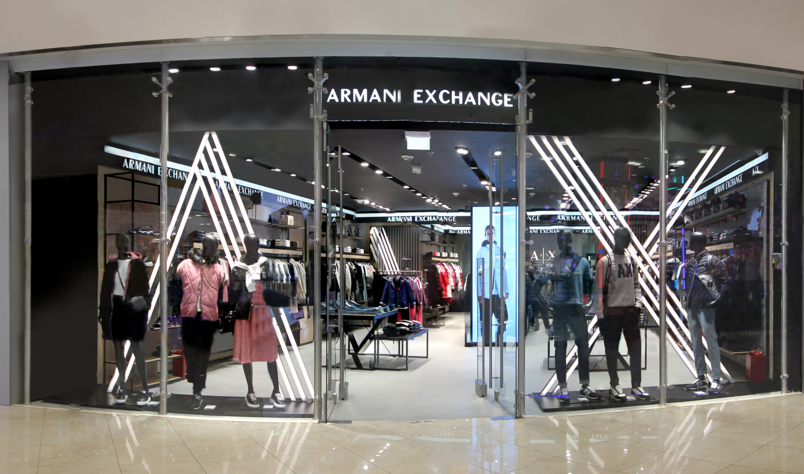 Армани эксчендж. Armani Exchange Атриум. Armani Exchange Брянск. Armani Exchange Европейский. Armani Exchange Авеню Юго Западная.