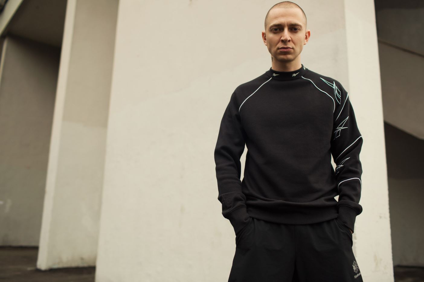 Фото мирона. Мирон Фёдоров рибок. Oxxxymiron рибок. Reebok Oxxxymiron Амбассадор. Оксимирон стиль.