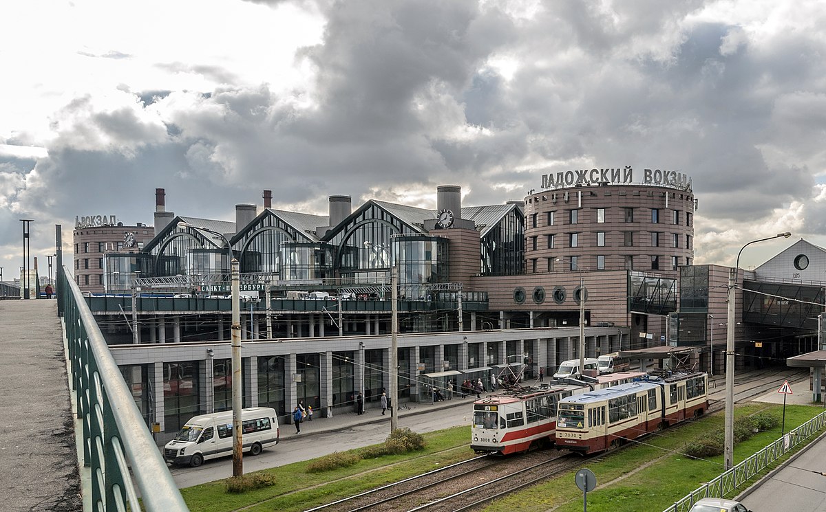 Пассажиров закрытой «Ладожской» в Петербурге будет возить бесплатный  трамвай | Город | Time Out